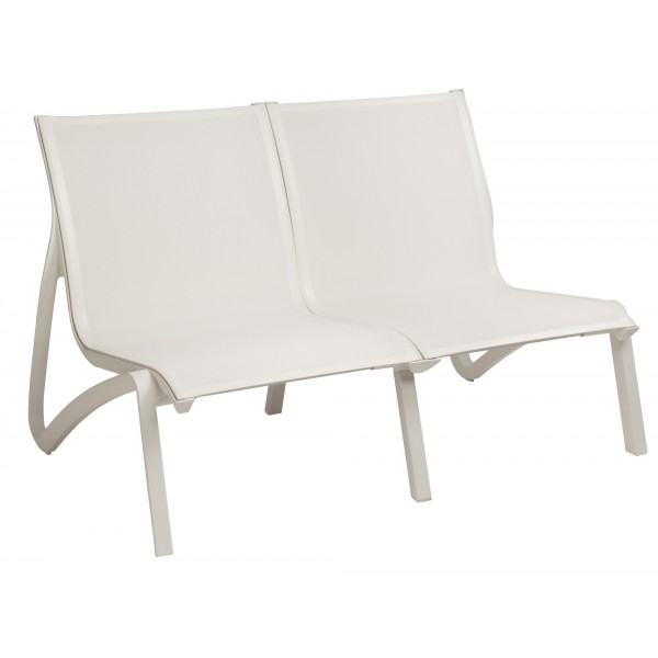 Grosfillex Sunset Collection Poolside Love Seat